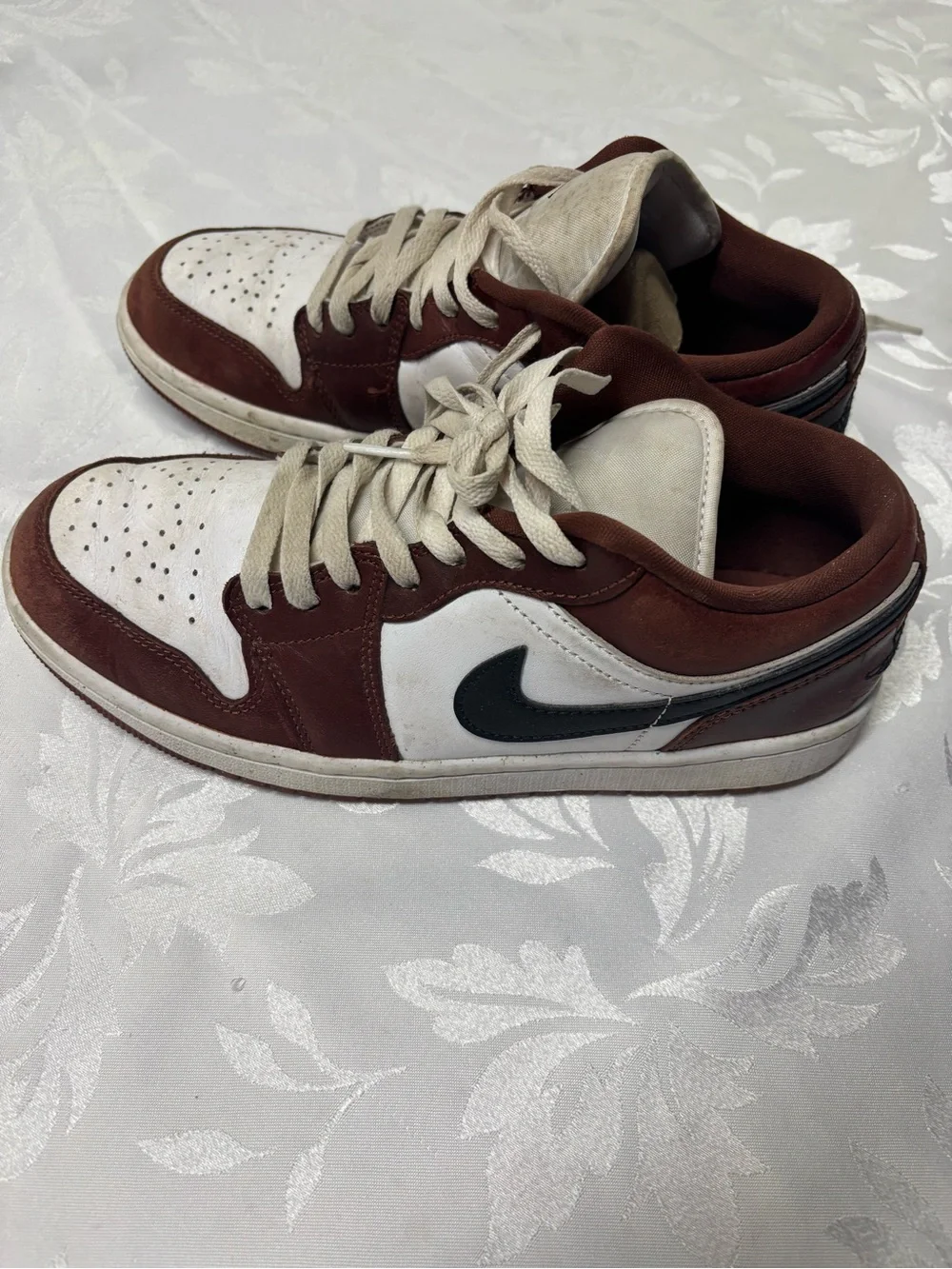 Jordan Low-Top Sneakers - White & Brown with Black Swoosh, used, men size 8